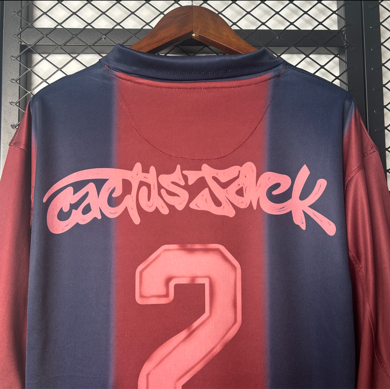 25/26 Barcelone