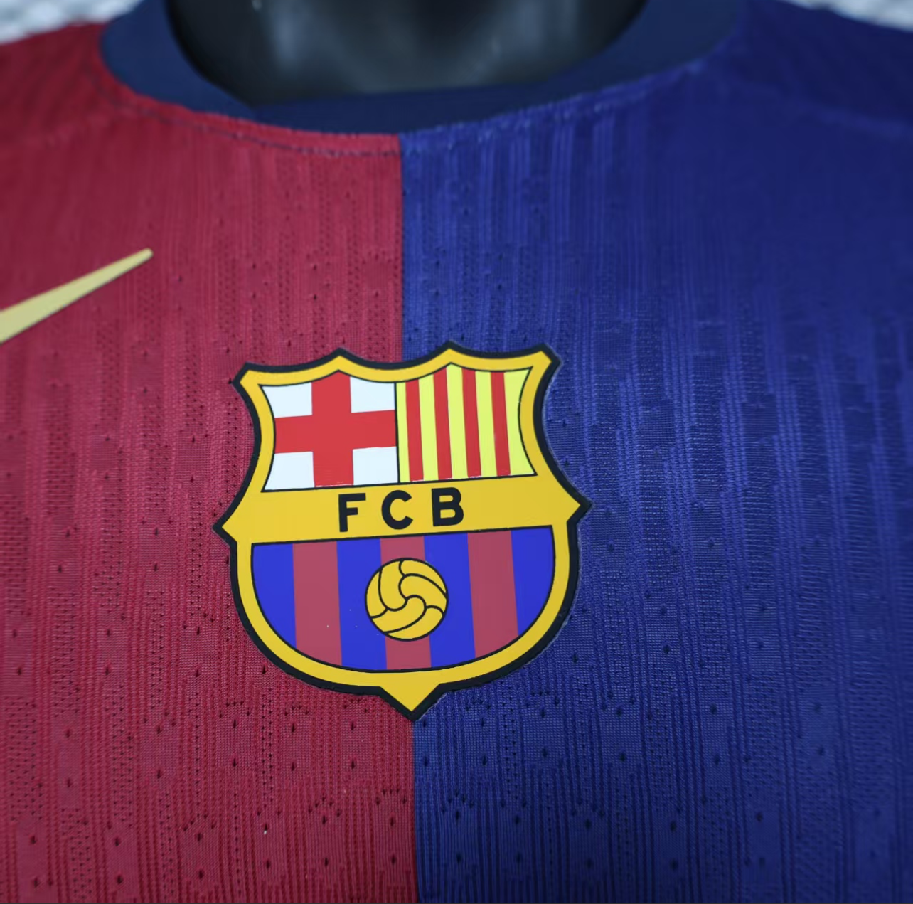 24/25 player Barcelone domicile