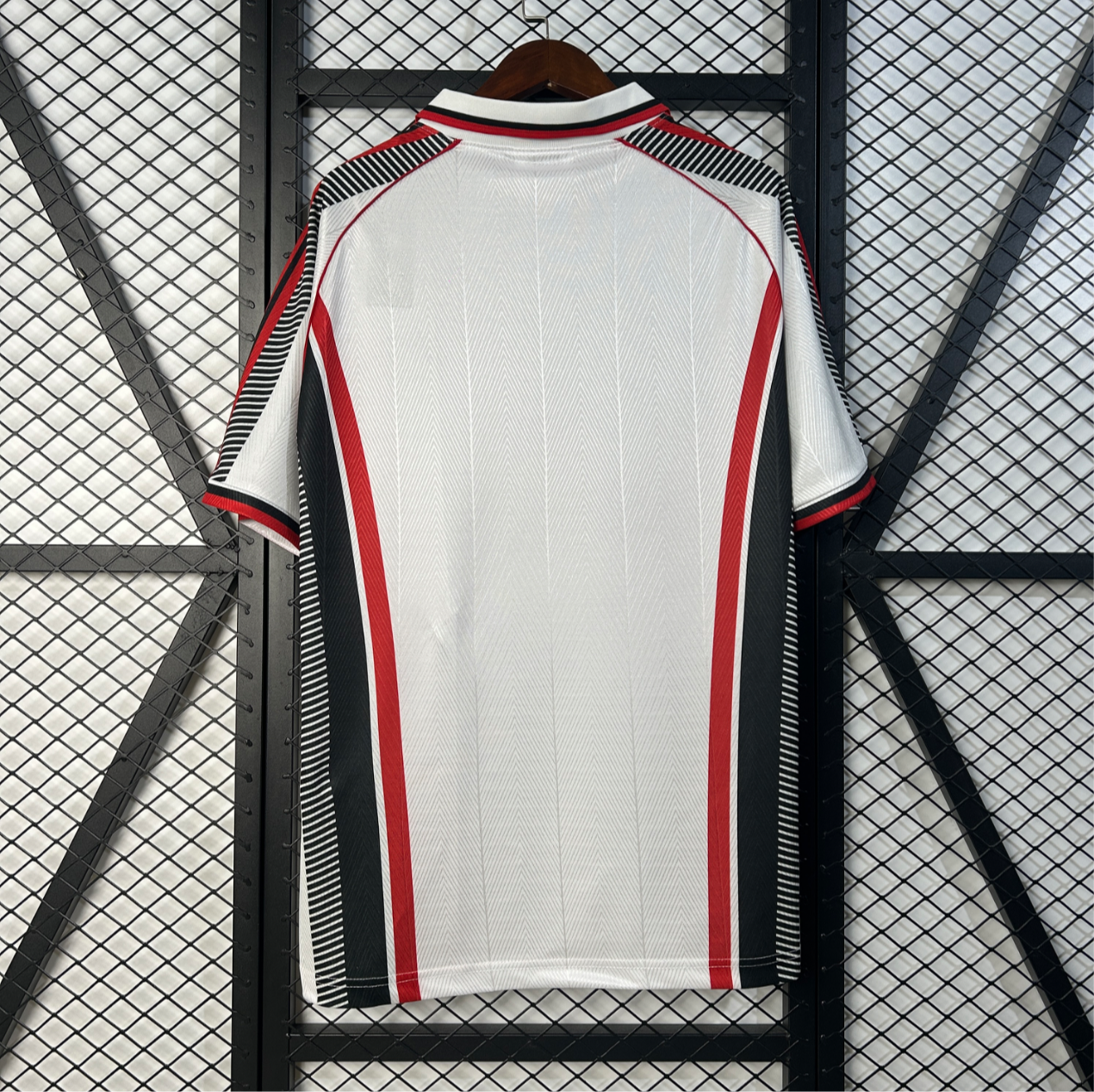 98/99 AC Milan extérieur