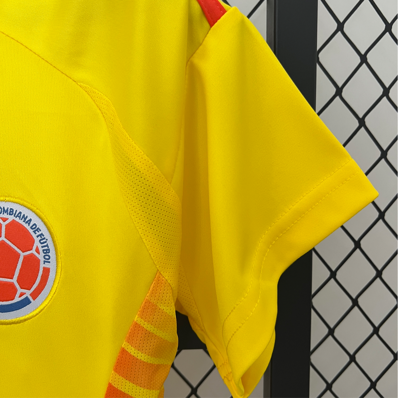 Maillot de Colombie femme domicile 2024