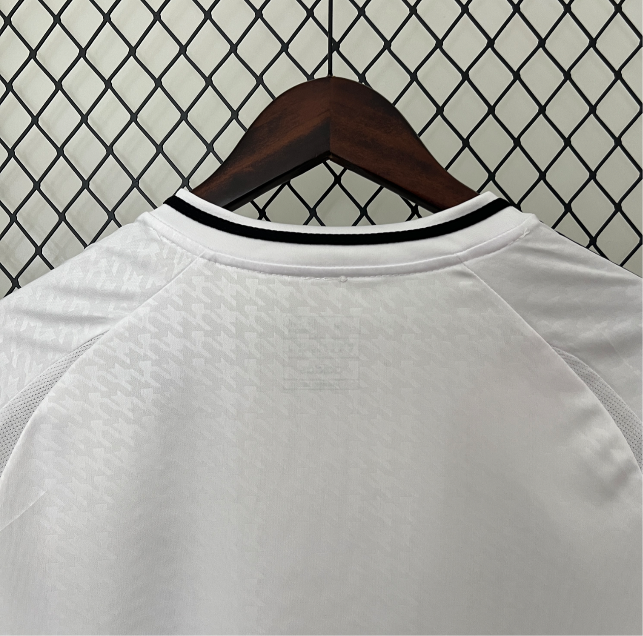 Maillot de réal Madrid femme domicile 24/25