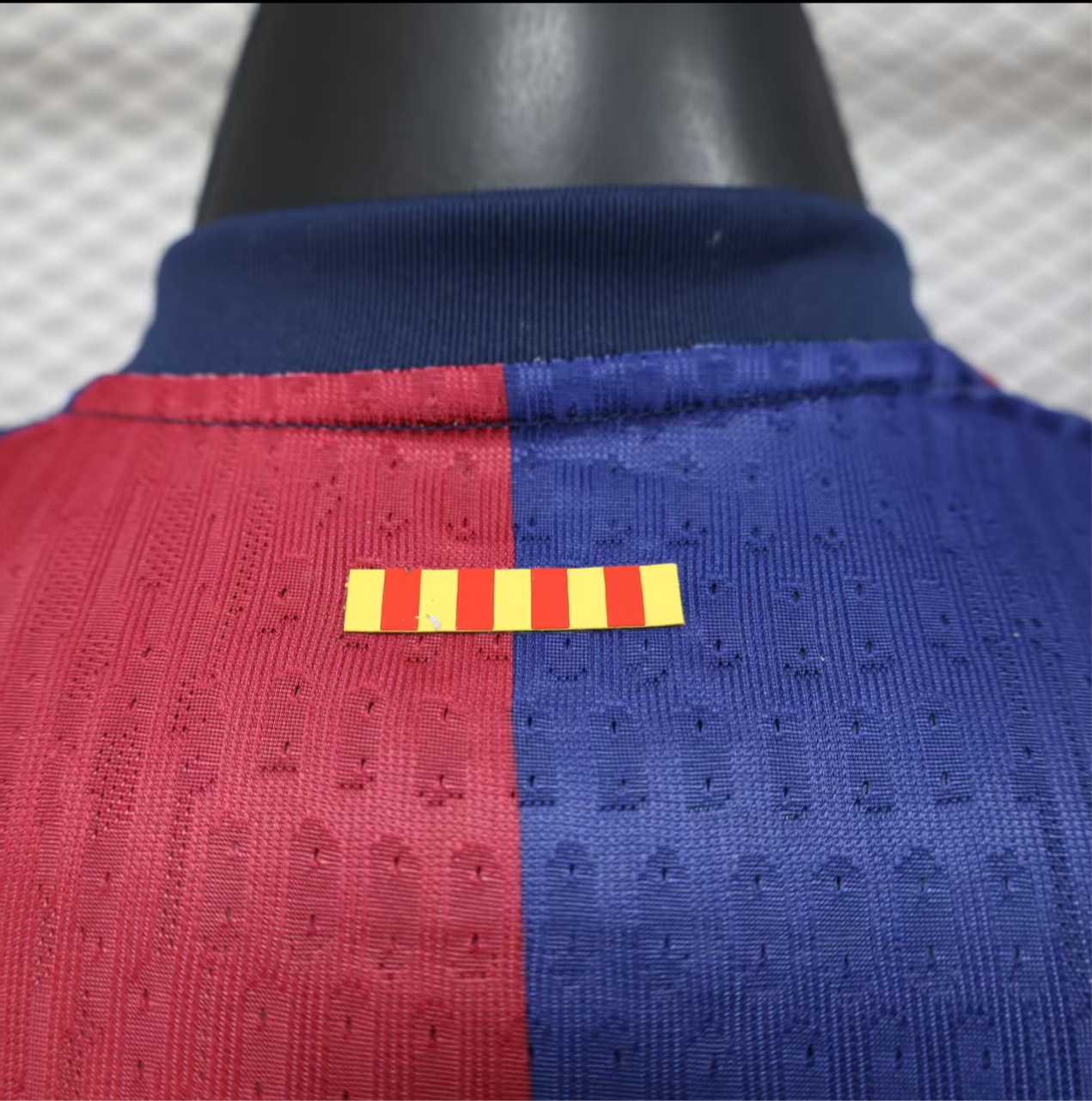 24/25 player Barcelone domicile