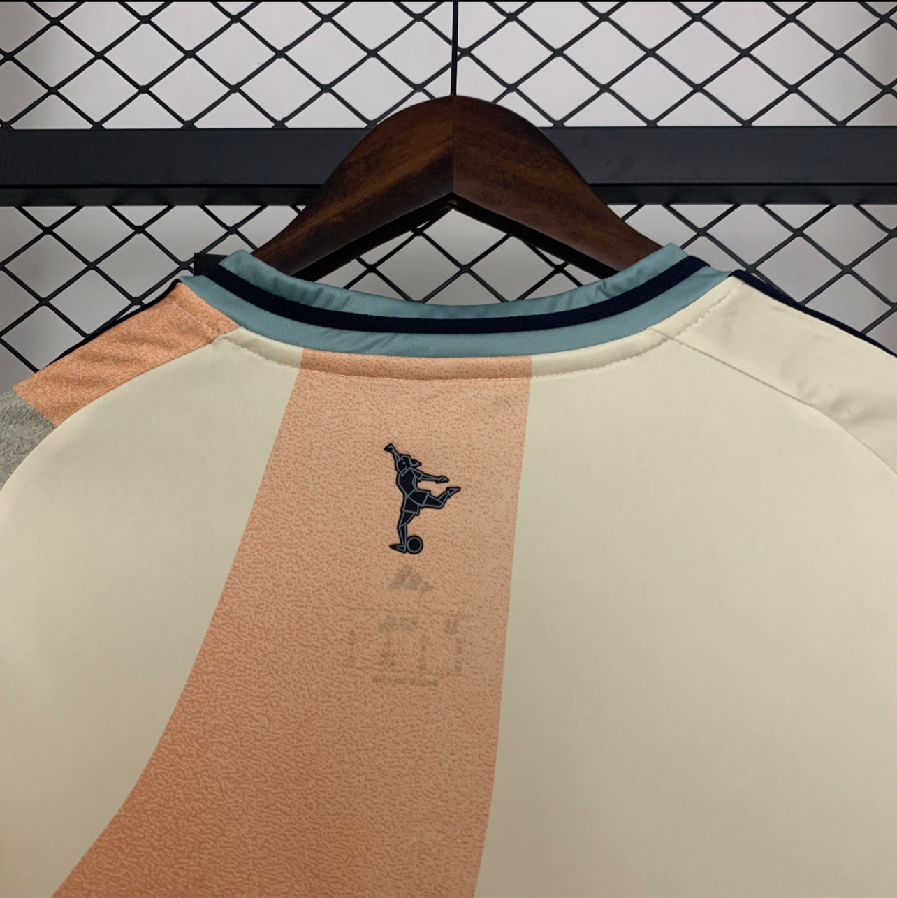 Maillot d'Espagne femme domicile 2025