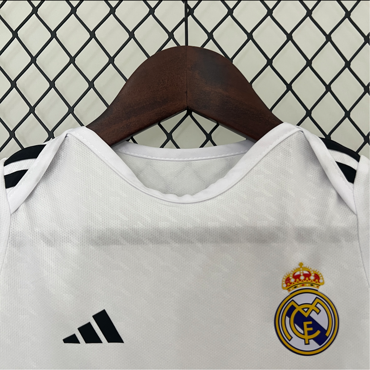 Maillot Real Madrid bébé domicile 24/25