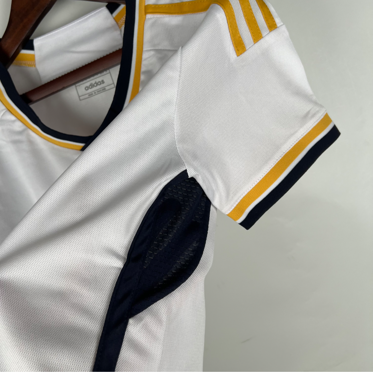 Maillot de Real Madrid femme domicile 23/24