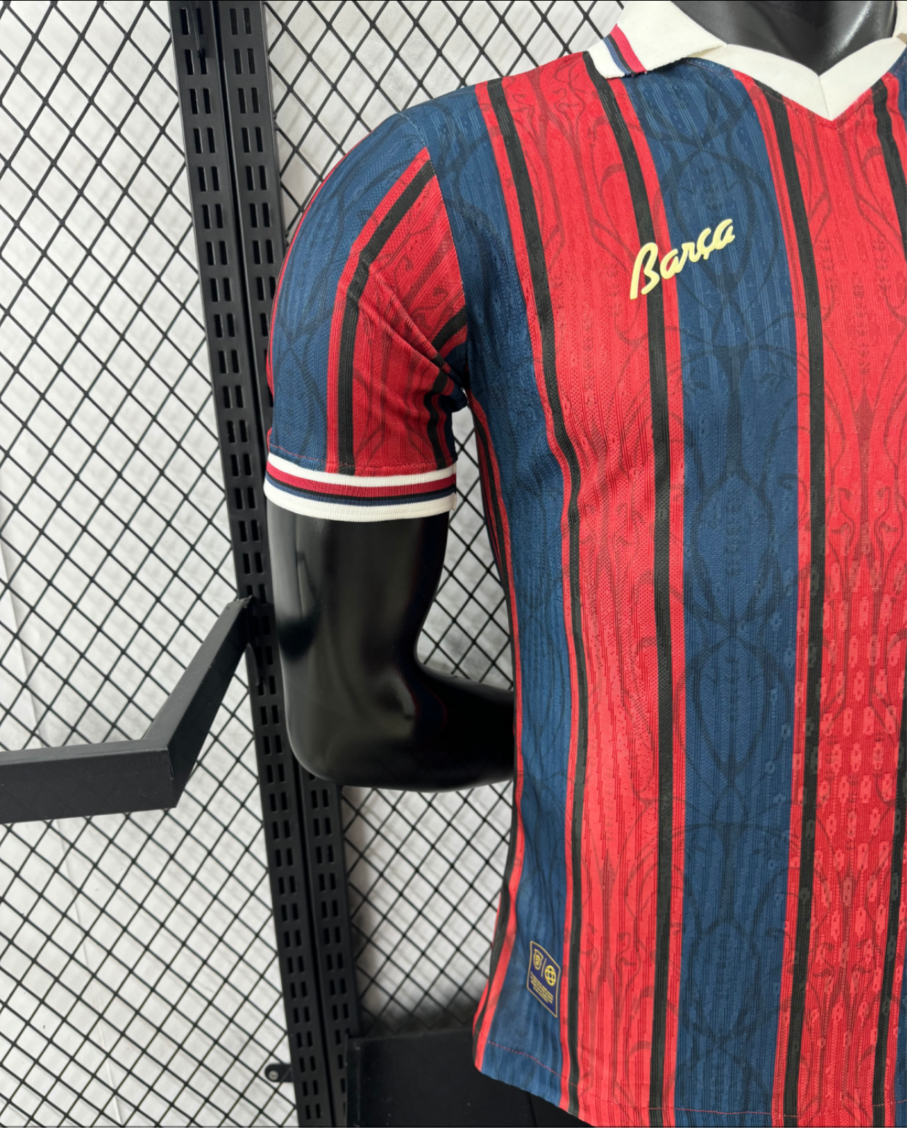 25/26 player Barcelone 125 anniversaire