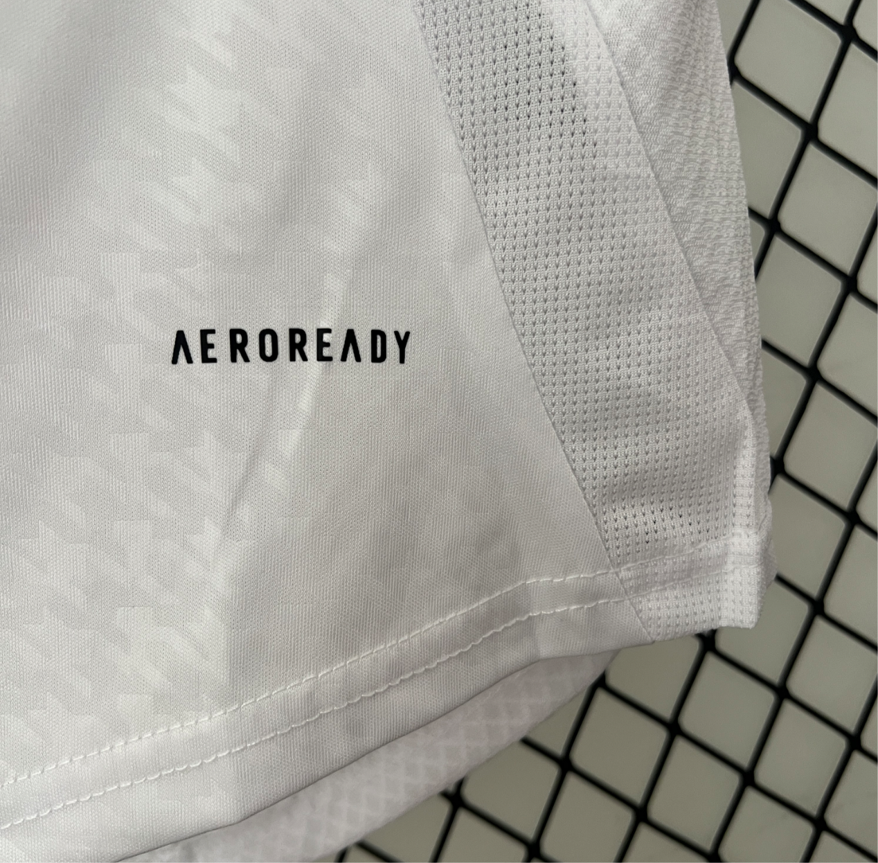 Maillot de réal Madrid femme domicile 24/25