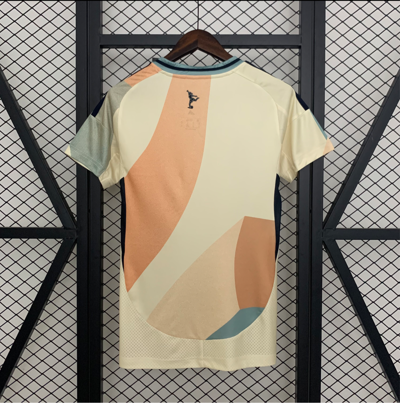 Maillot d'Espagne femme domicile 2025