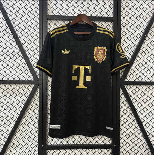 Maillot de Bayern Munich 25/26 , 125 anniversaire