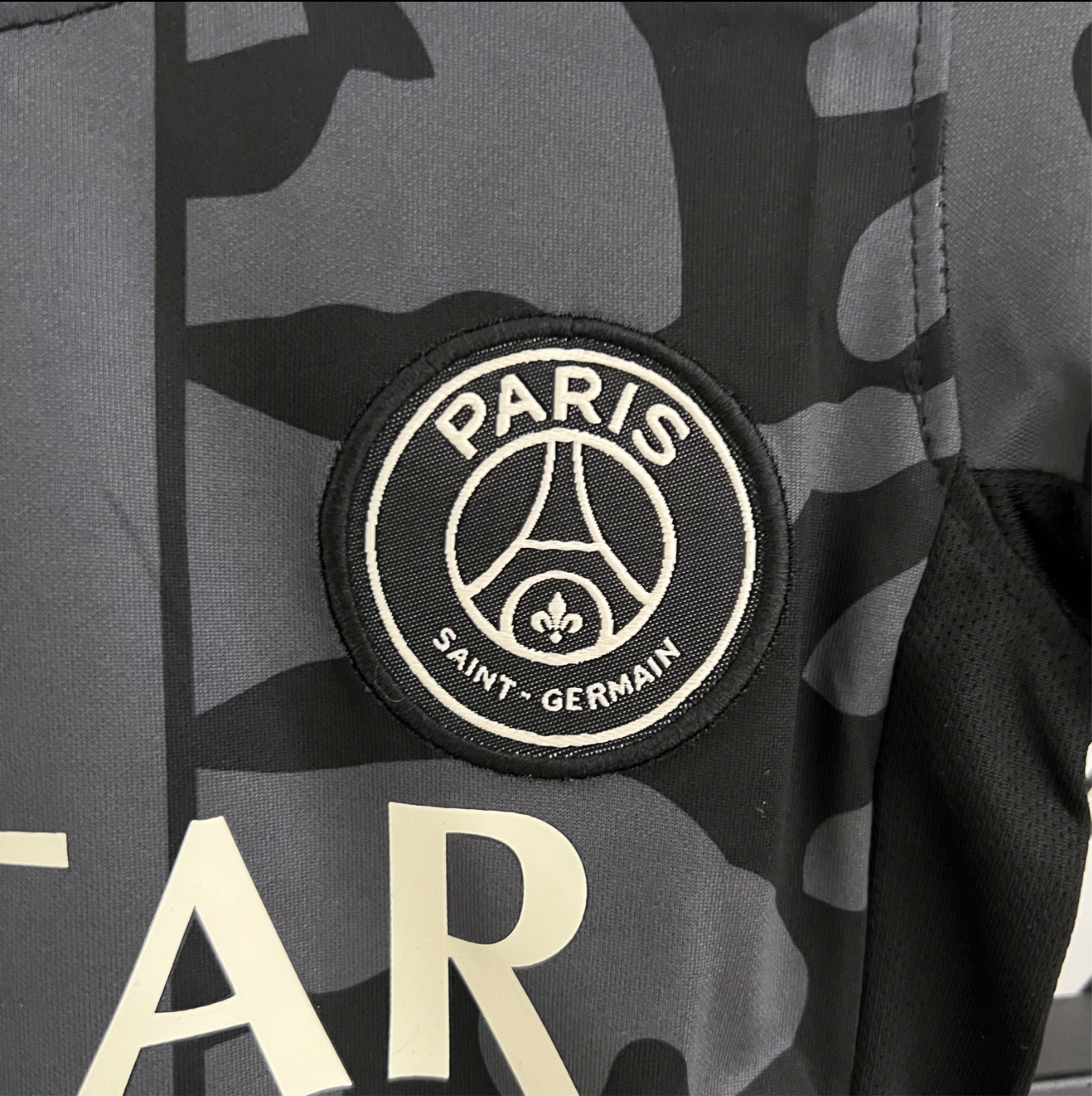 23/24 PSG enfants troisième extérieur