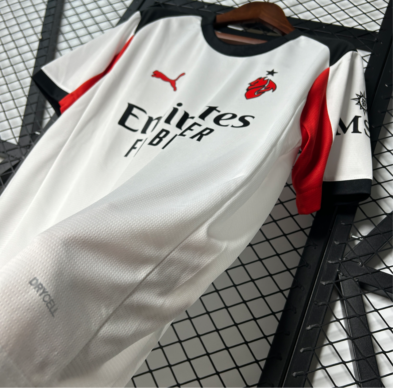 25/26 AC Milan extérieur