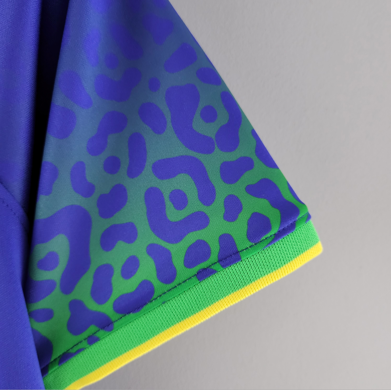 Maillot de Brésil femme coupe du monde 2022 extérieur