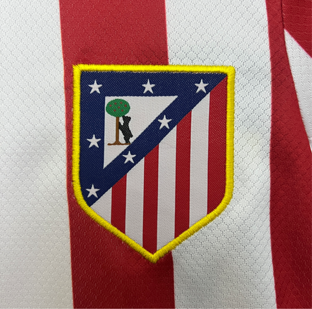 25/26 atletico Madrid enfants domicile